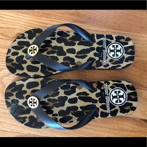 Authentic Tory Burch sandals. Paid $85,  size 6